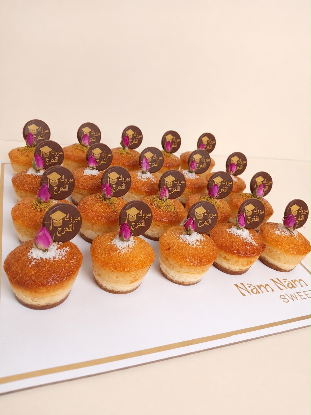 mini basbosa cheesecake G